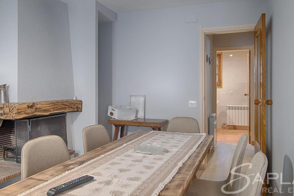 فيلا Saplan Real Estate Pensaueth Salardú المظهر الخارجي الصورة
